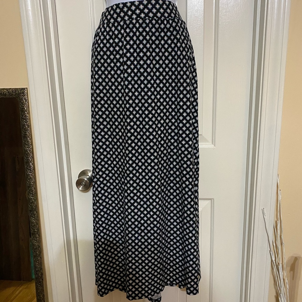 New with tags Terra & Sky plus skirt sz 1x